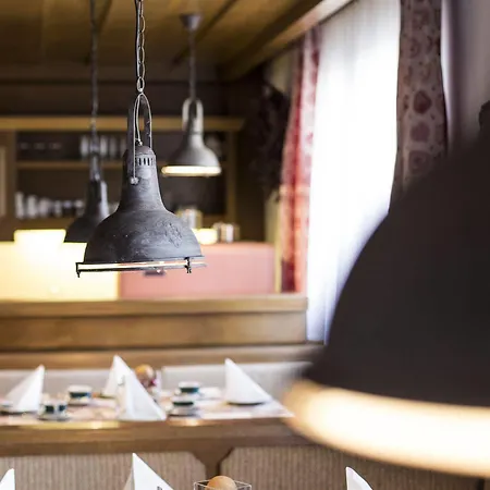 Solstein Hotel 3*